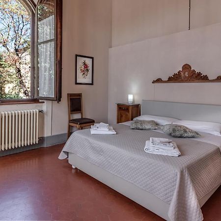Appartamenti Villa Mascagni Волтера Екстериор снимка