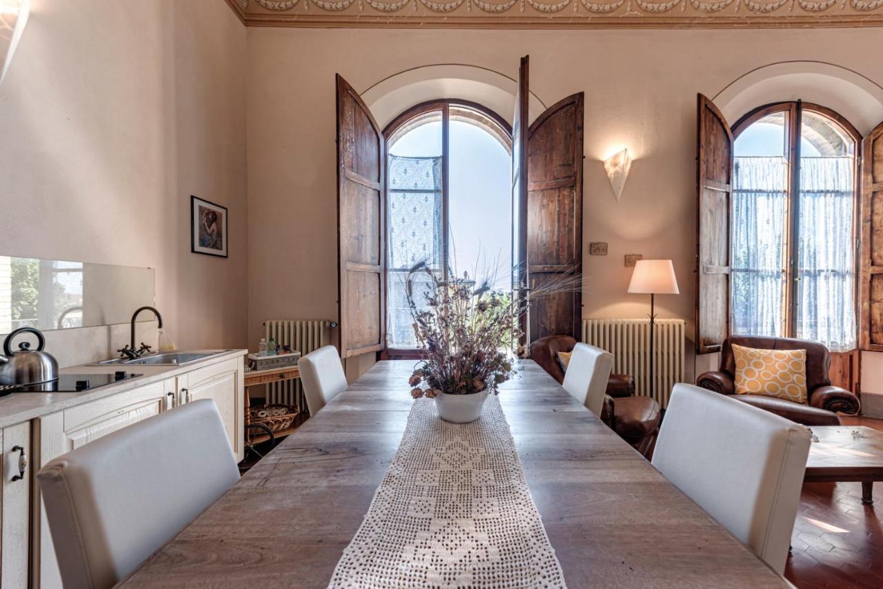 Appartamenti Villa Mascagni Волтера Екстериор снимка