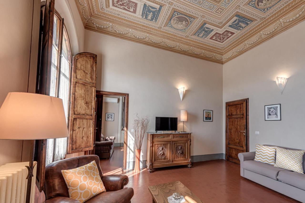 Appartamenti Villa Mascagni Волтера Екстериор снимка