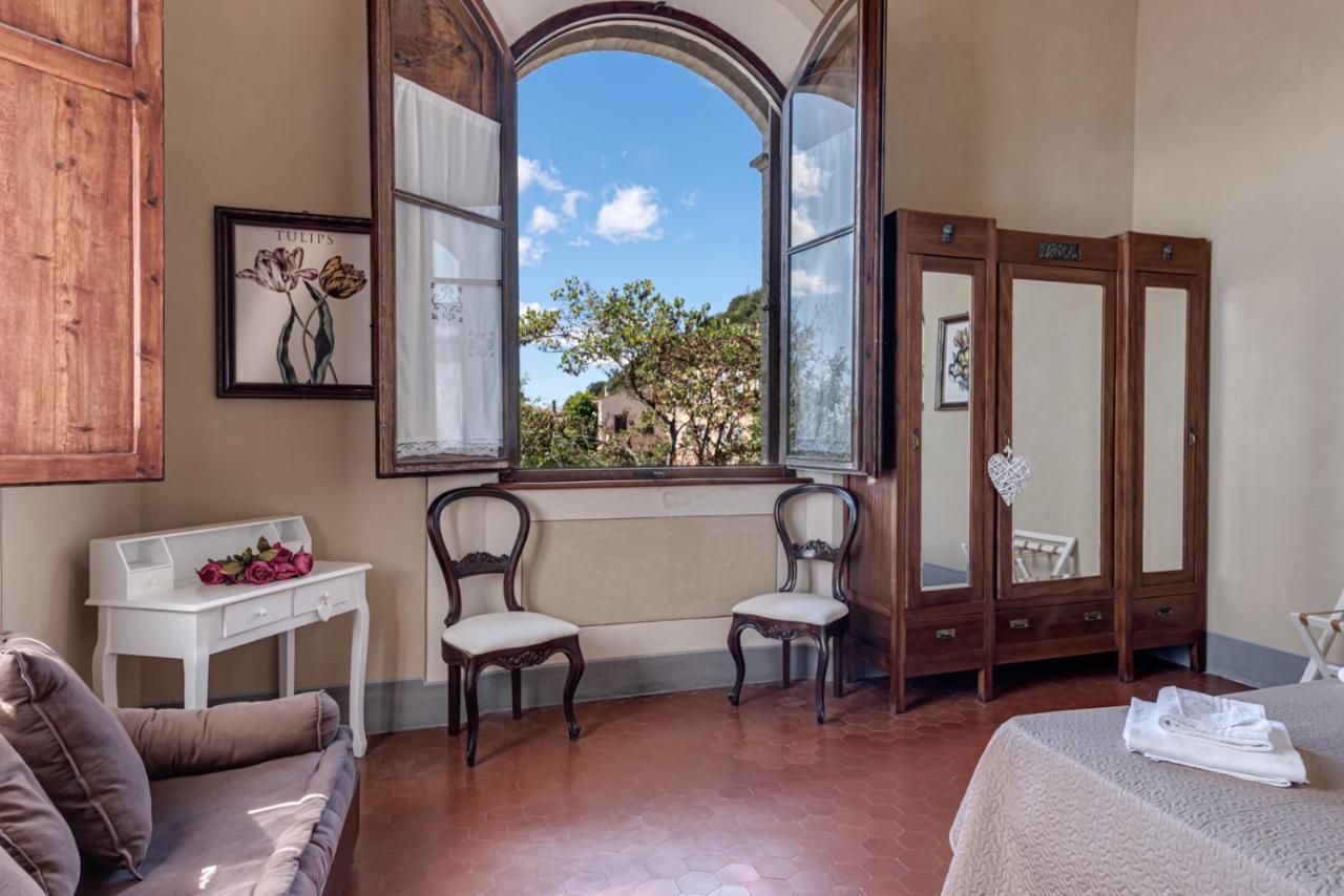 Appartamenti Villa Mascagni Волтера Екстериор снимка