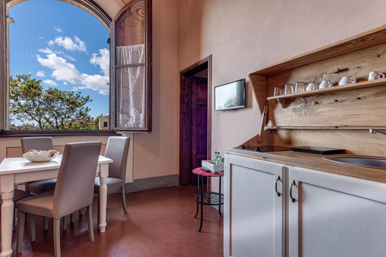 Appartamenti Villa Mascagni Волтера Екстериор снимка