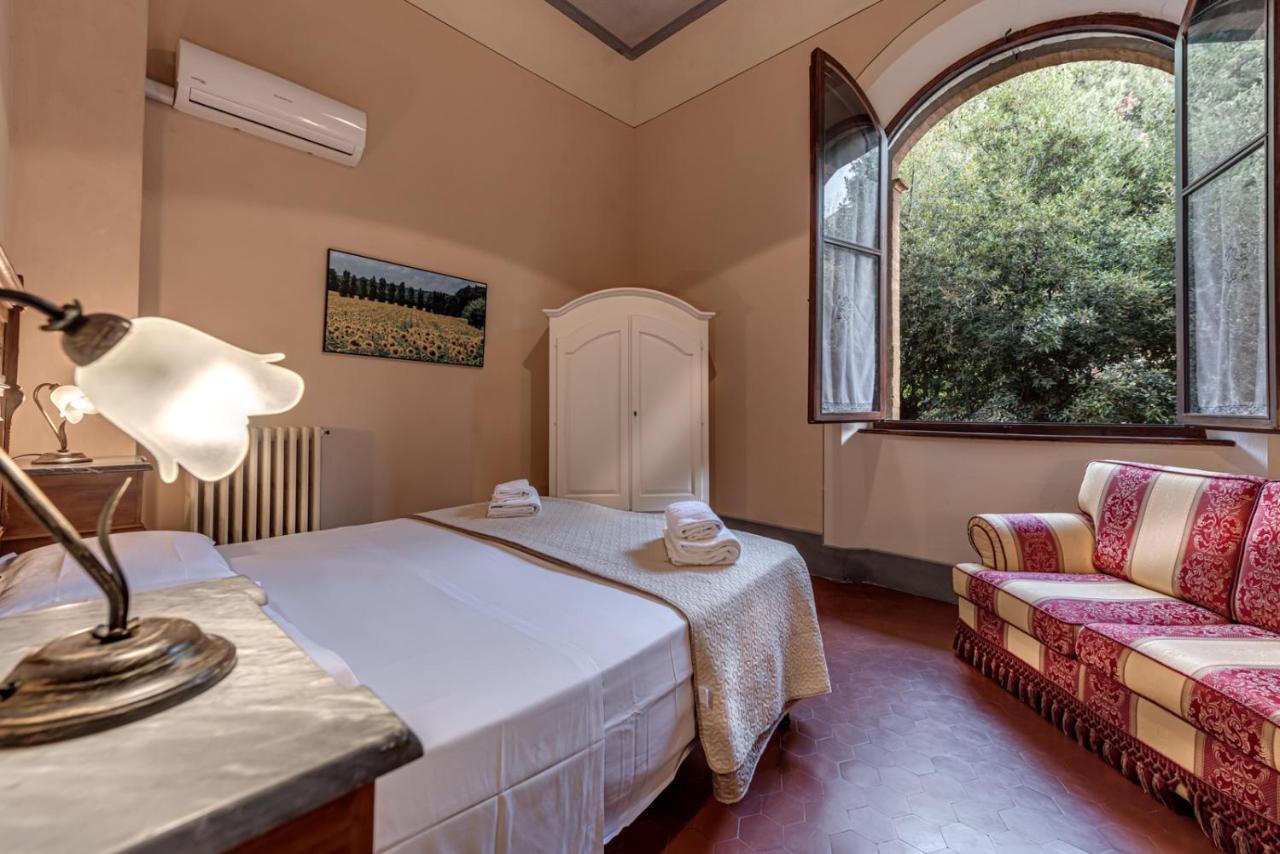 Appartamenti Villa Mascagni Волтера Екстериор снимка